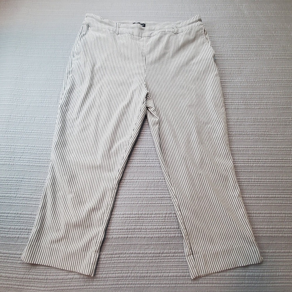 Hilary Radley Womens XXL Pinstripe Pull On Straight Leg Pants Black White D4700 - Picture 2 of 9